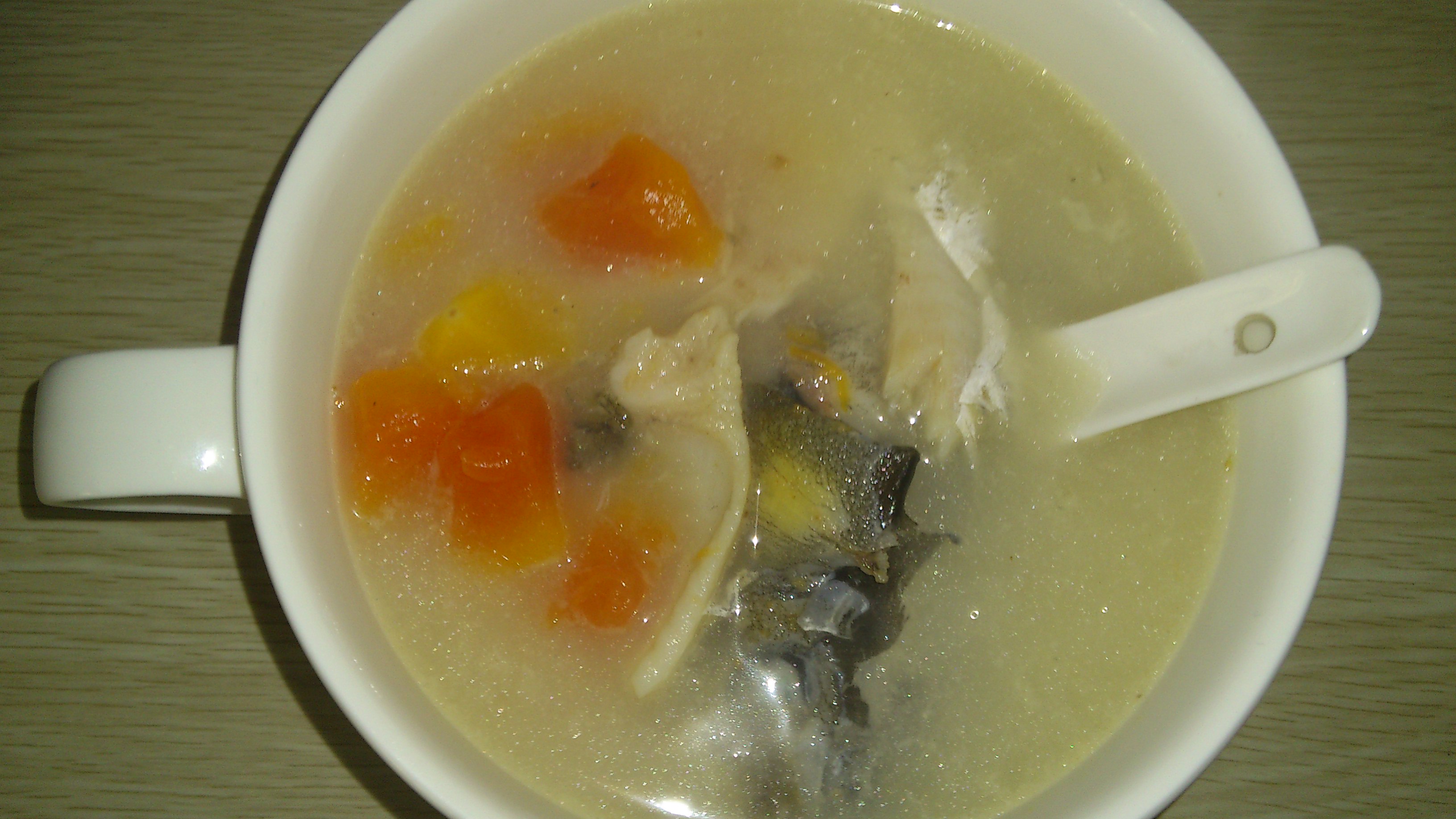 乌鸡水鱼汤怎么做_乌鸡水鱼汤的做法_豆果美食