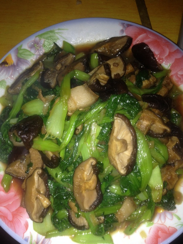 家常菜之香菇炒油菜的做法