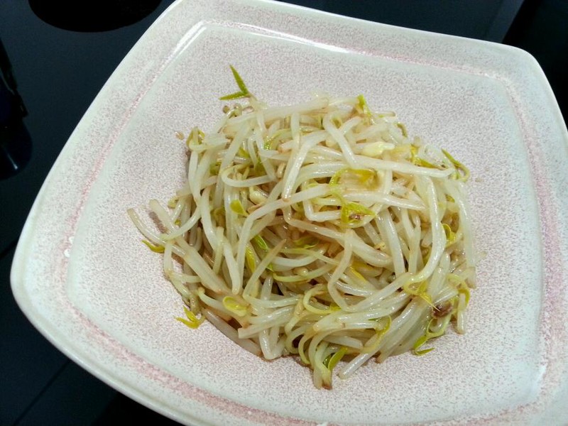 凉拌豆芽