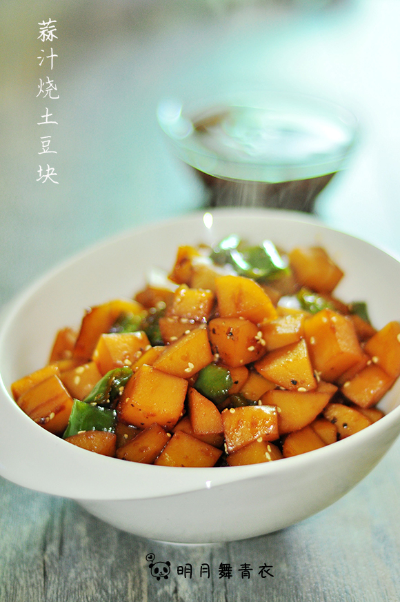 香煎土豆块 西红柿炒鸡蛋 土豆饼 零脂肪:红烧冬瓜.