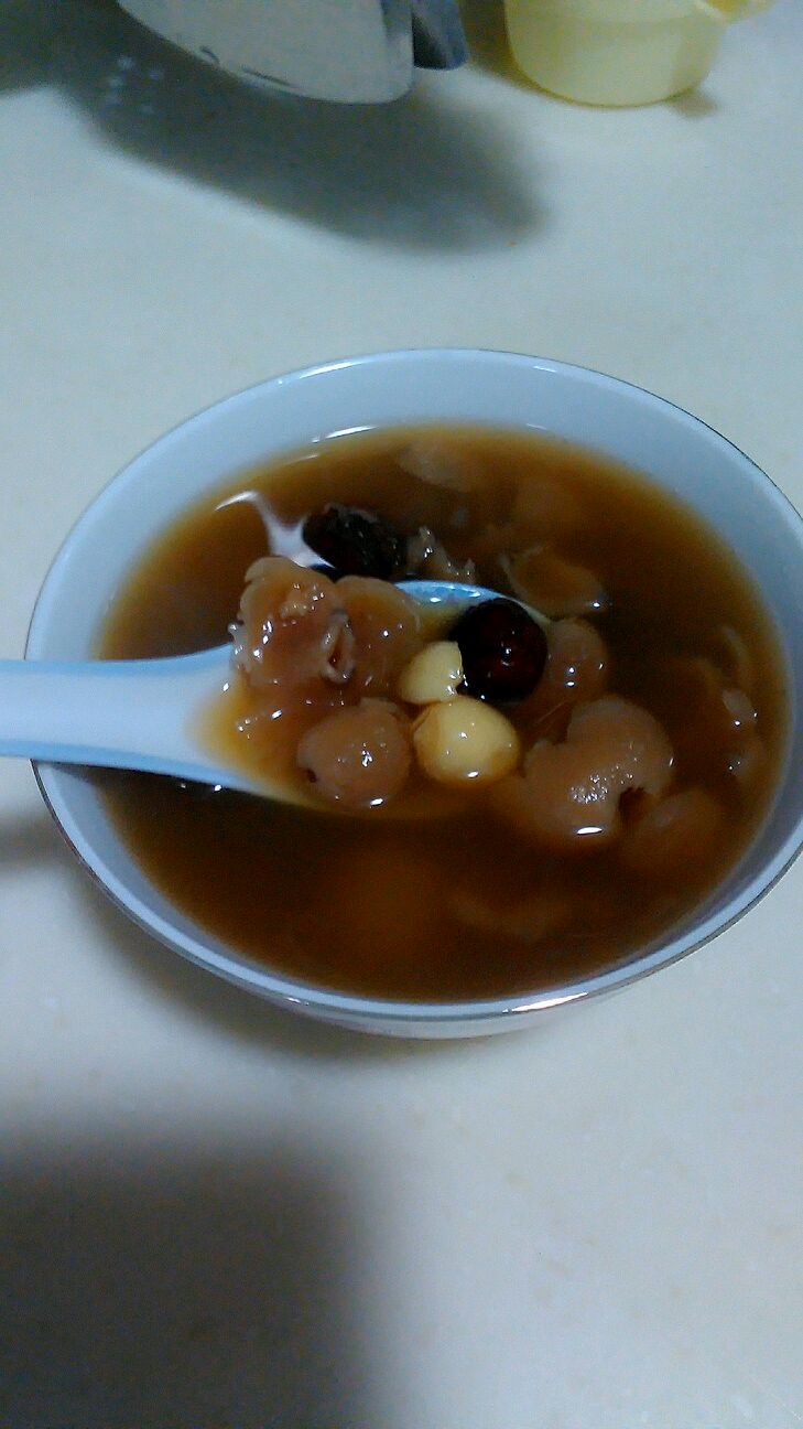 桂圆红枣莲子汤的做法步骤