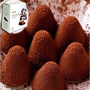 这种巧克力变被命名为truffes,即法语中"松露"的意思(英语为truffles)