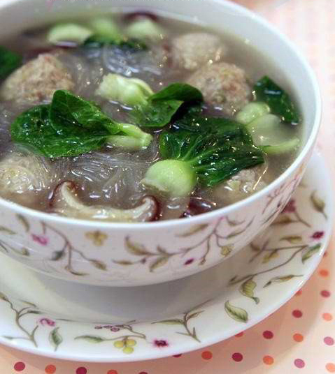 小白菜粉丝汆丸子汤的做法步骤