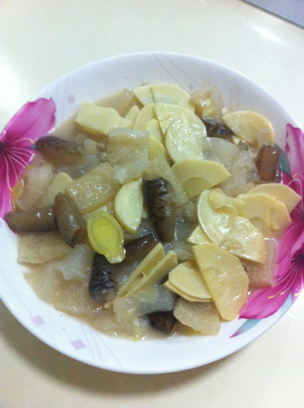 三鲜烩蹄筋