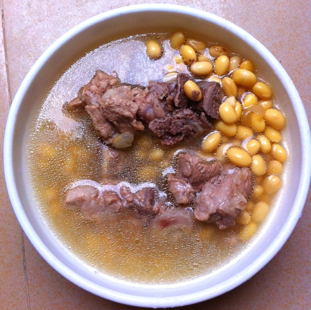 猪骨黄豆汤