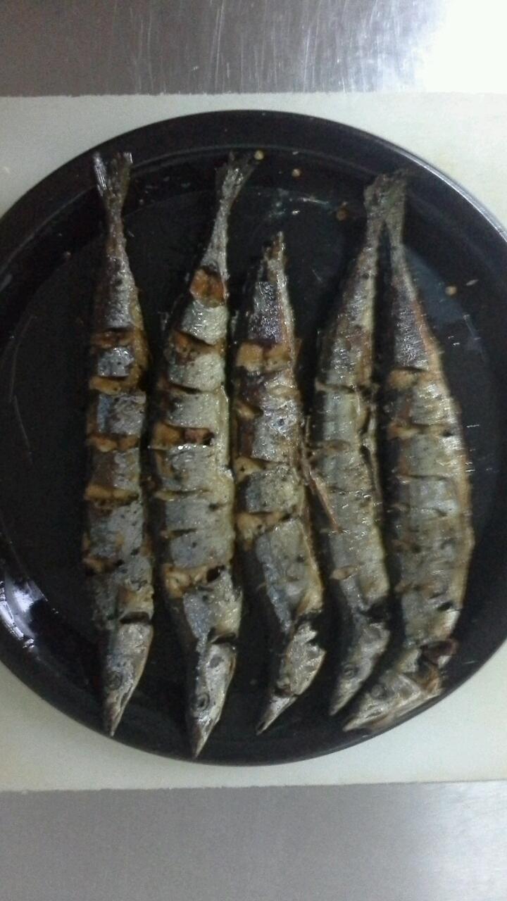 香煎秋刀鱼