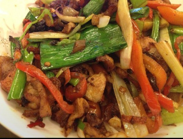 边看边做更方便 扫一扫        要炒回锅肉,老公想吃萝卜干,便稍作