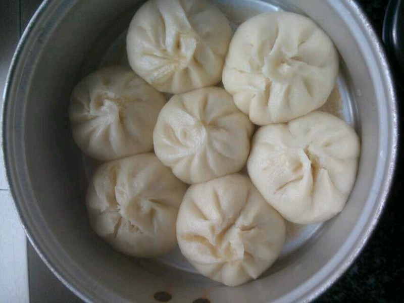 咸菜瘦肉包的做法步骤