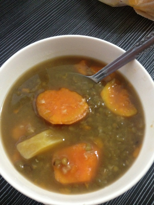 绿豆蕃薯糖水