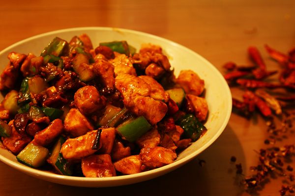 香辣带劲的下饭菜—宫保鸡丁