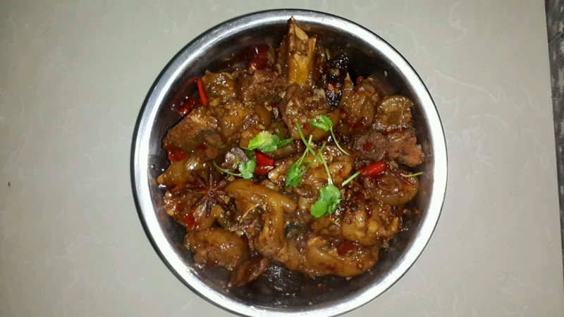 干锅香辣蹄花