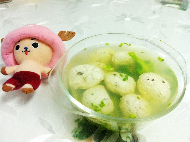 鸡蛋豆腐丸子汤