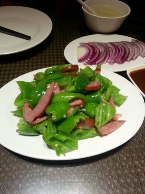 青椒炒红肠