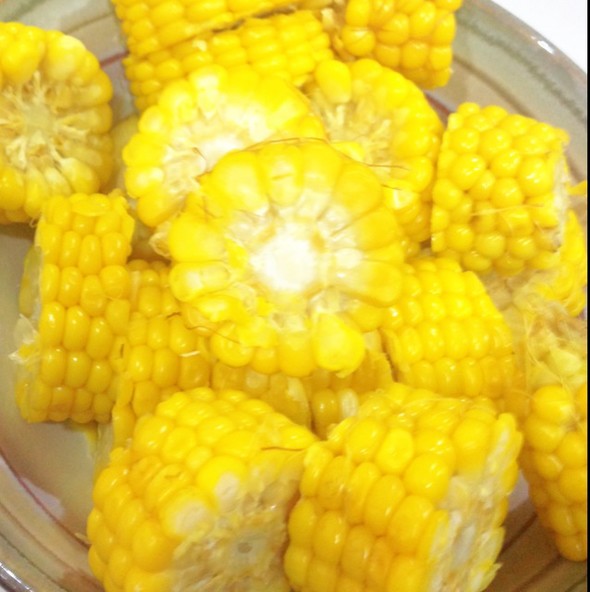 香甜煮玉米