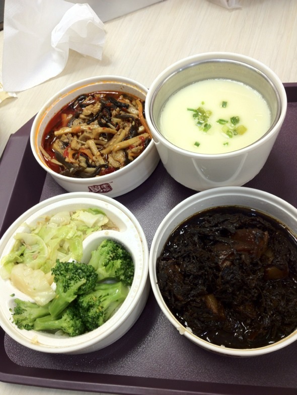 老娘舅:鱼香肉丝 梅菜扣肉