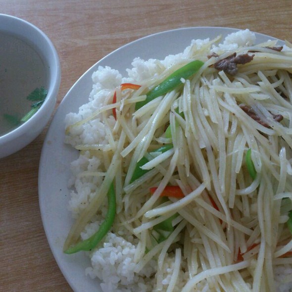 土豆丝盖饭
