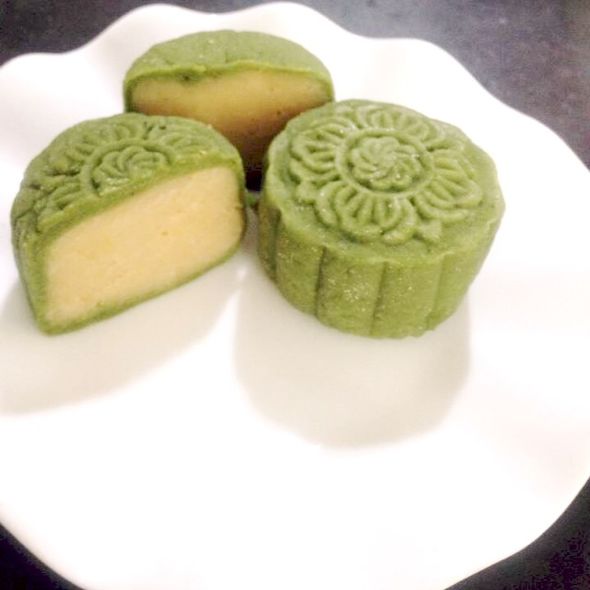 朋友做的手工月饼__小秋的美食日记_豆果美食