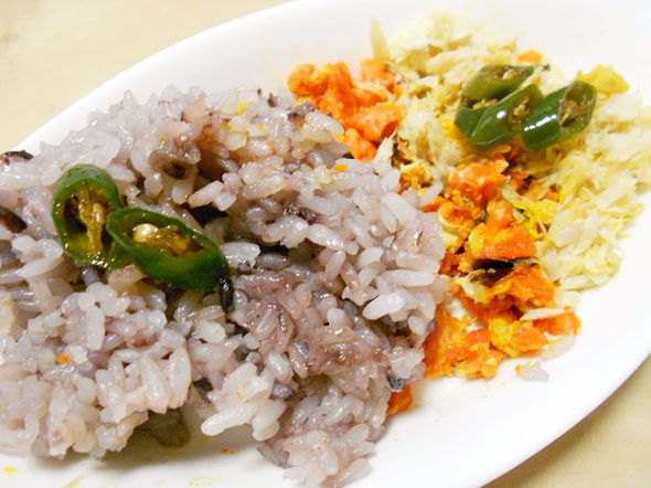 蟹肉蟹黄拌饭