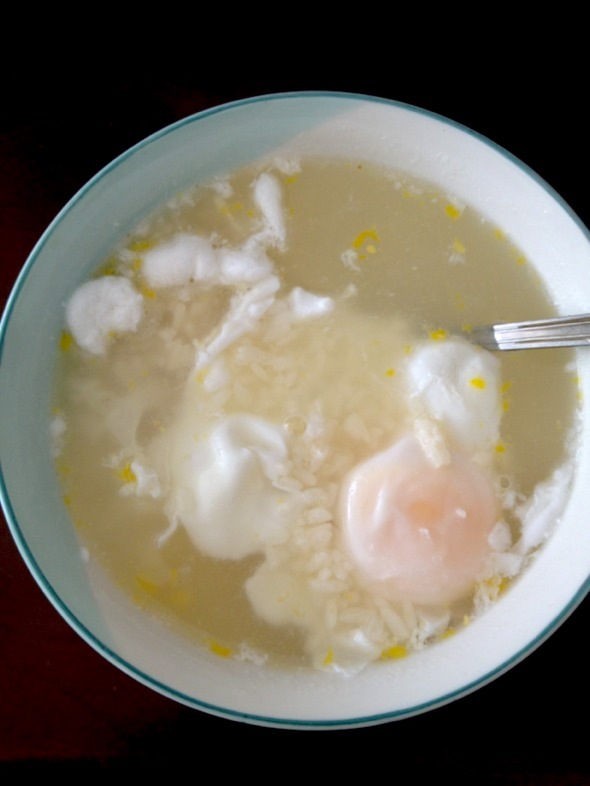醪糟炖鸡蛋