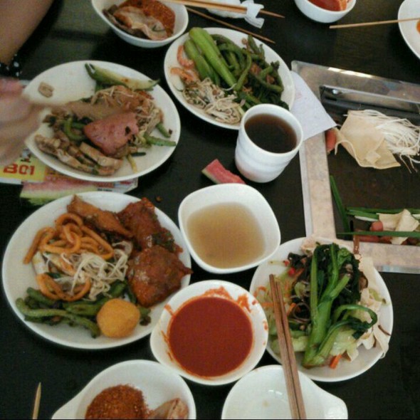 烤肉自助餐