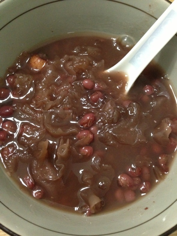 银耳红豆汤