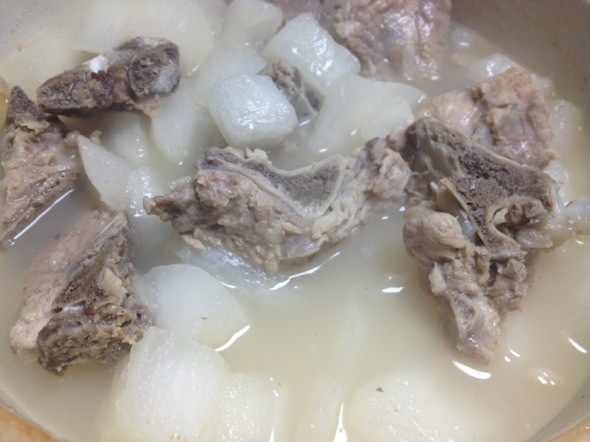 萝卜骨头汤 豆果美食